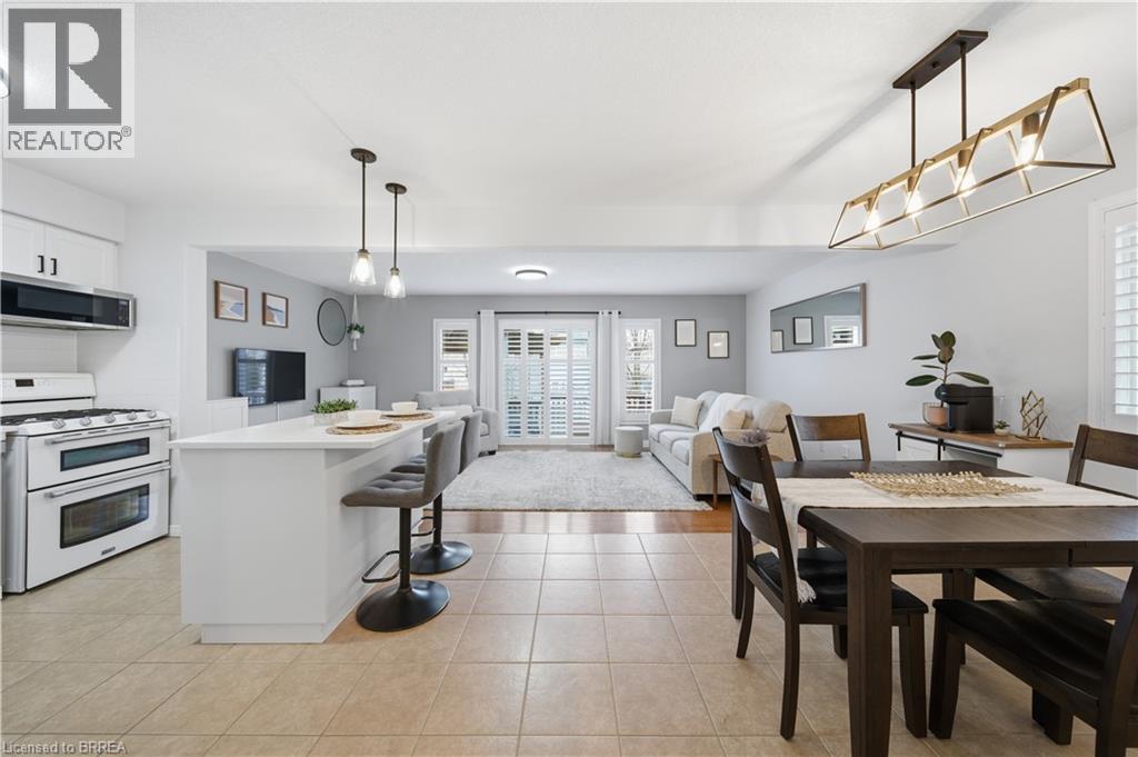 309 Featherstone Crescent, Kitchener, Ontario  N2R 1Z4 - Photo 3 - 40811189