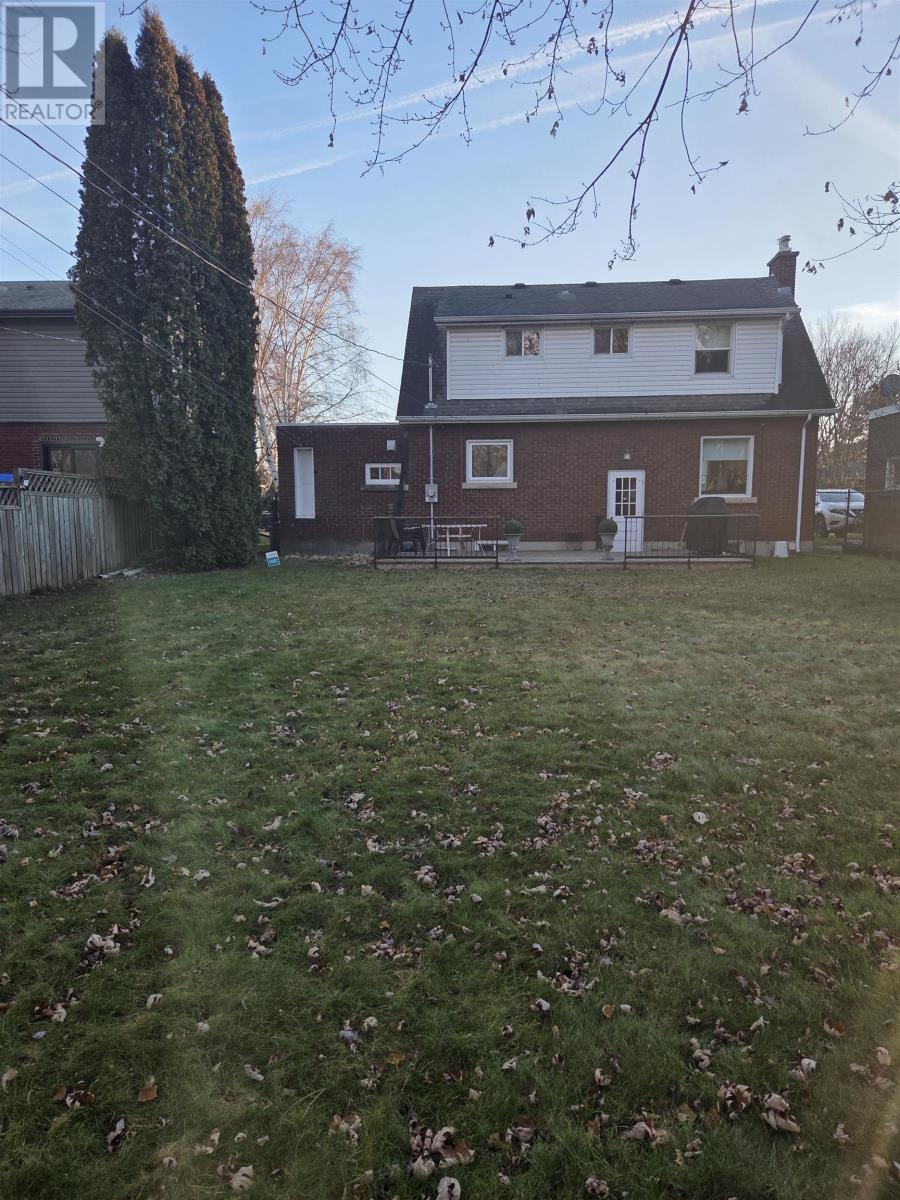 1729 Mcgregor Ave, Thunder Bay, Ontario  P7E 5E9 - Photo 47 - TB2600401