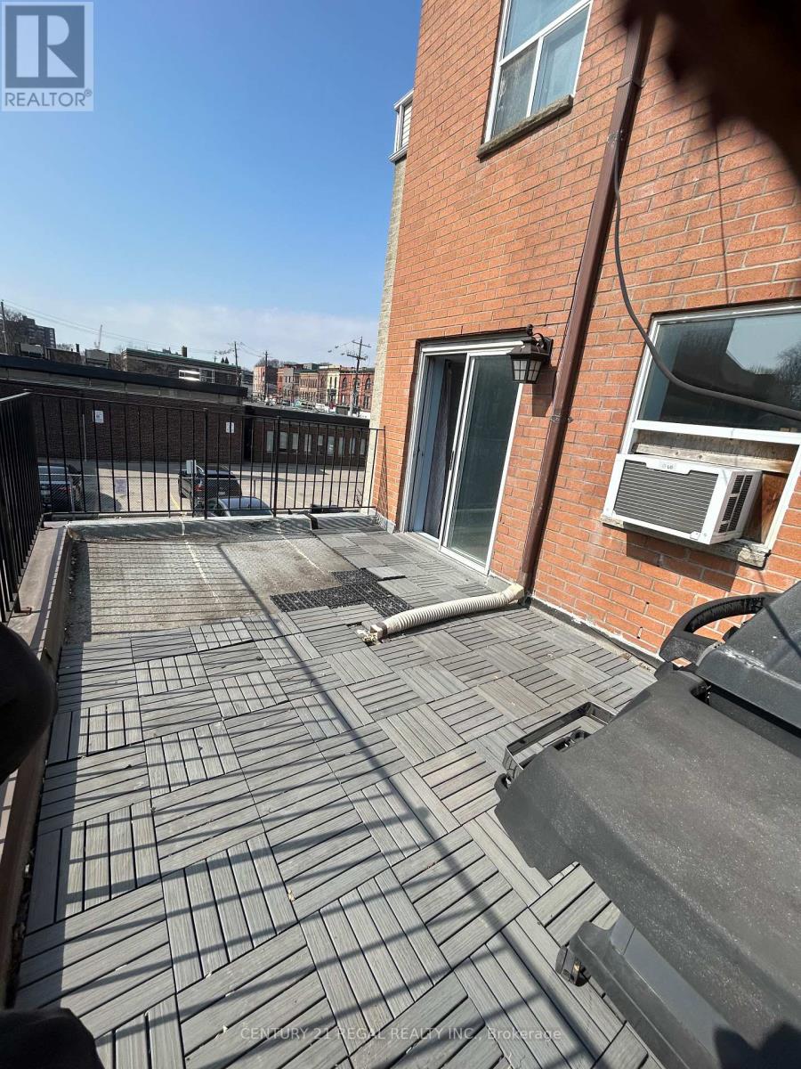 #2 - 1289 Queen Street W, Toronto, Ontario  M6K 1L6 - Photo 11 - W12835566
