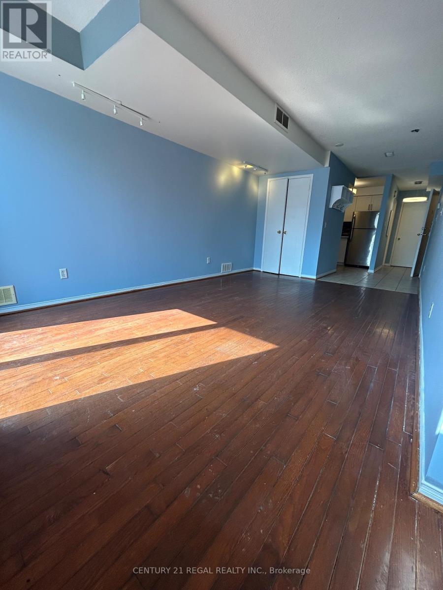 #2 - 1289 Queen Street W, Toronto, Ontario  M6K 1L6 - Photo 3 - W12835566