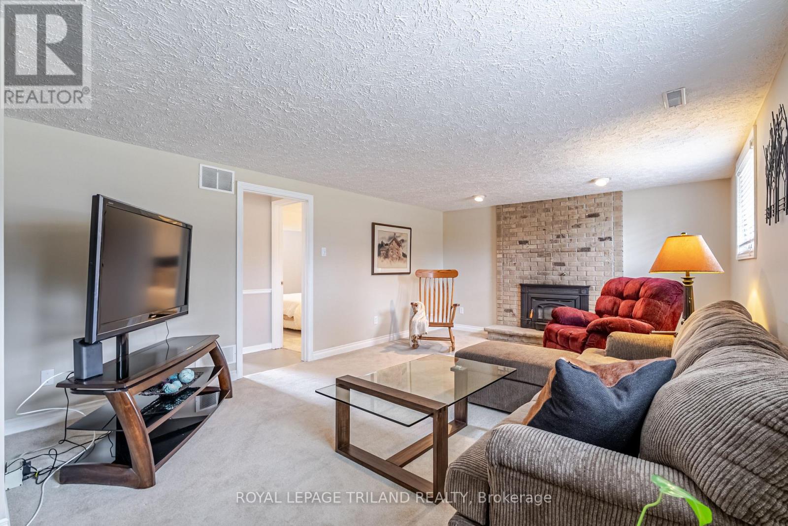 188 Canterbury Drive, Thames Centre (Dorchester), Ontario  N0L 1G3 - Photo 30 - X12891866