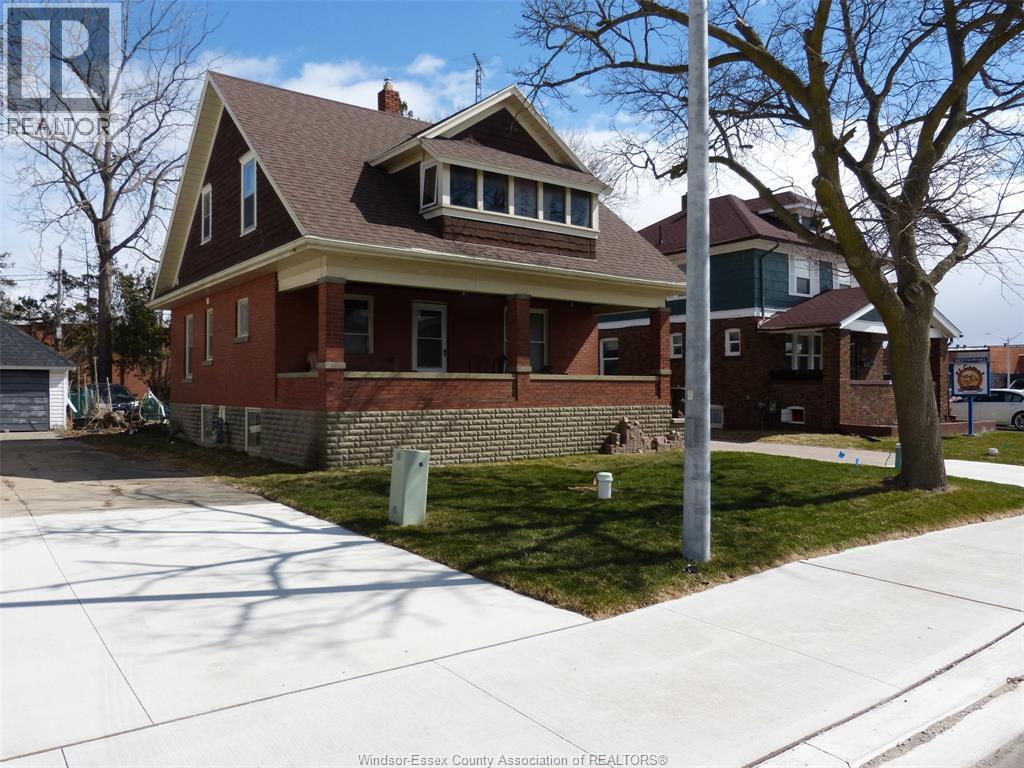 MLS# 26005512: 23 QUEEENS AVENUE, Leamington, Canada