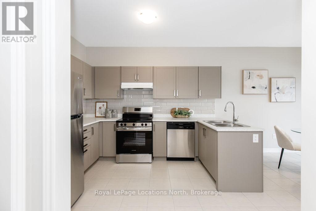 276 Springfield Crescent, Clearview, Ontario  L0M 1S0 - Photo 14 - S12893002