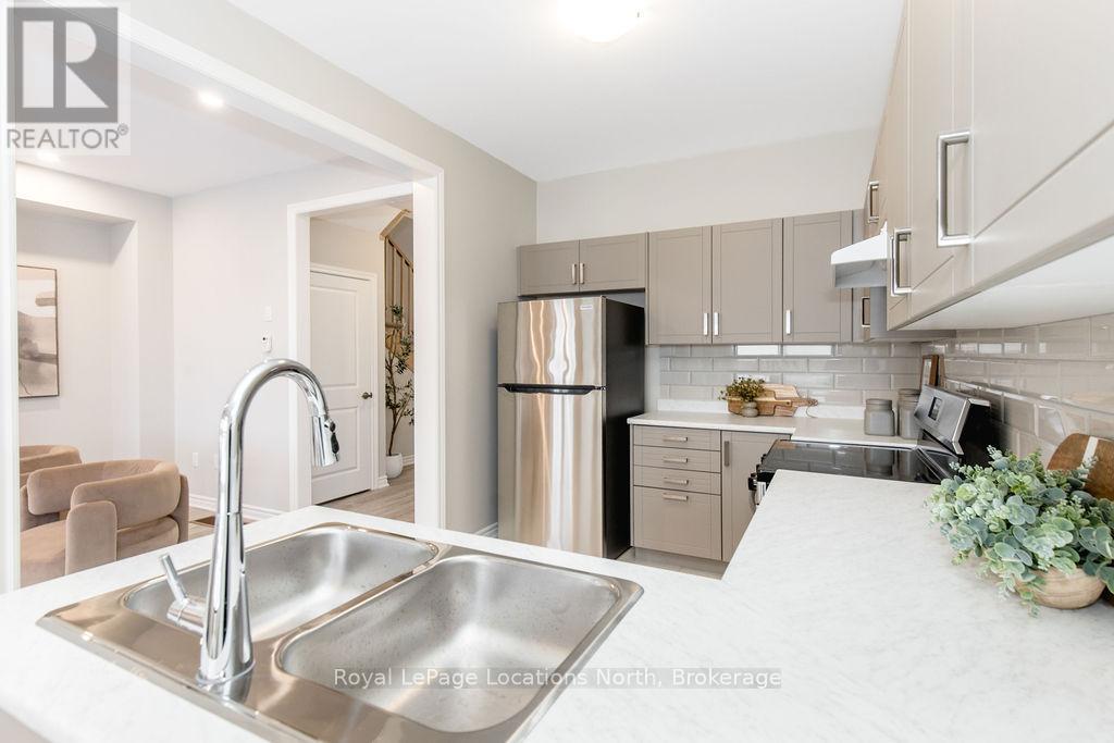 276 Springfield Crescent, Clearview, Ontario  L0M 1S0 - Photo 18 - S12893002