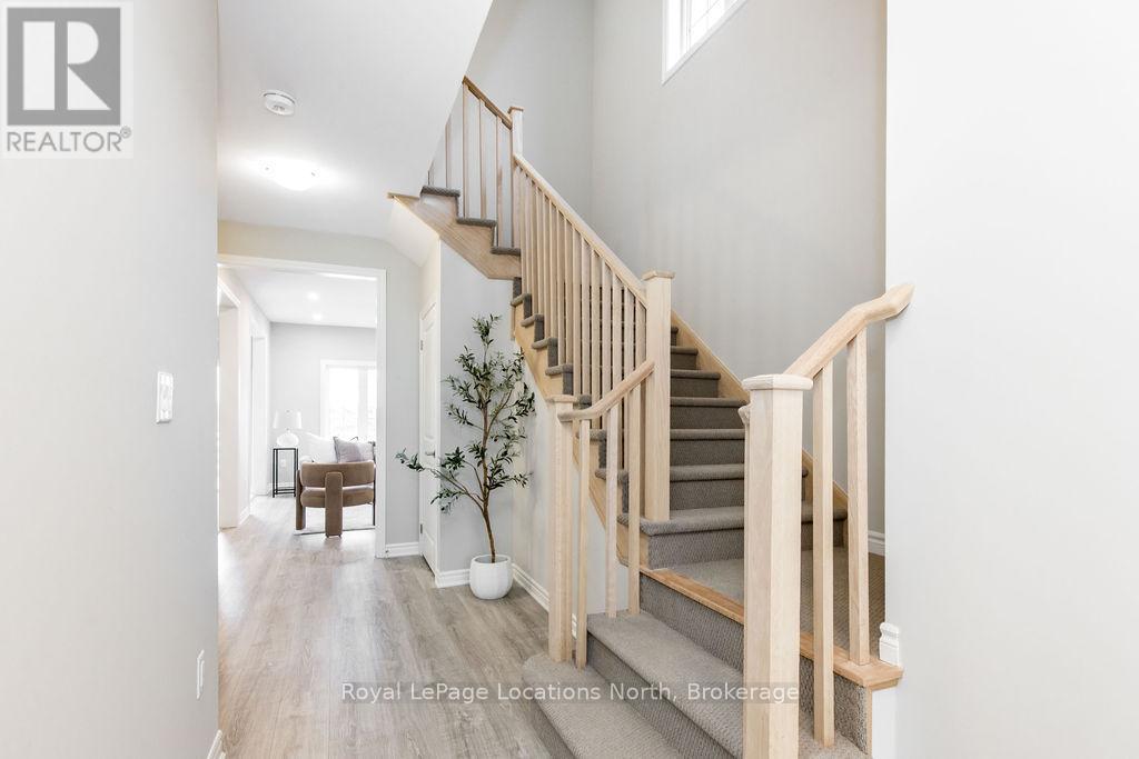 276 Springfield Crescent, Clearview, Ontario  L0M 1S0 - Photo 4 - S12893002