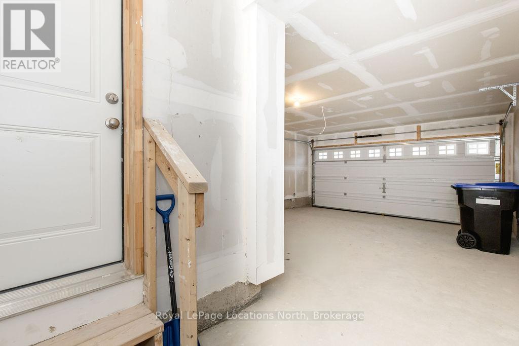 276 Springfield Crescent, Clearview, Ontario  L0M 1S0 - Photo 6 - S12893002