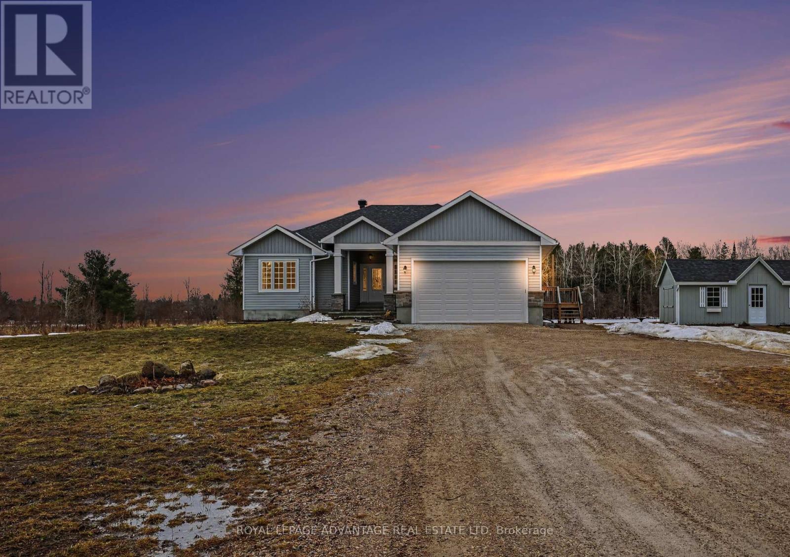 383 Menzies Munroe Side Road, Tay Valley, Ontario  K7H 3C9 - Photo 1 - X12893152