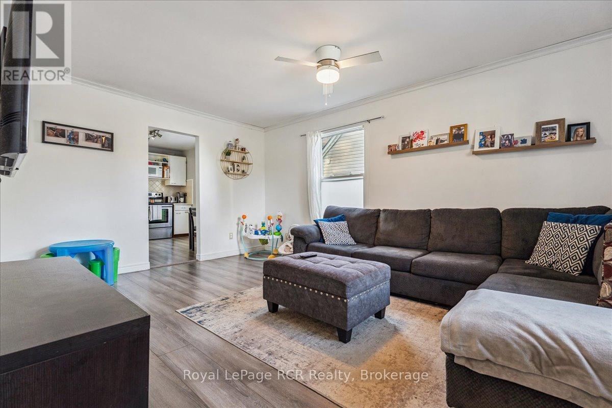 1368 6th Avenue W, Owen Sound, Ontario  N4K 5H4 - Photo 12 - X12892922