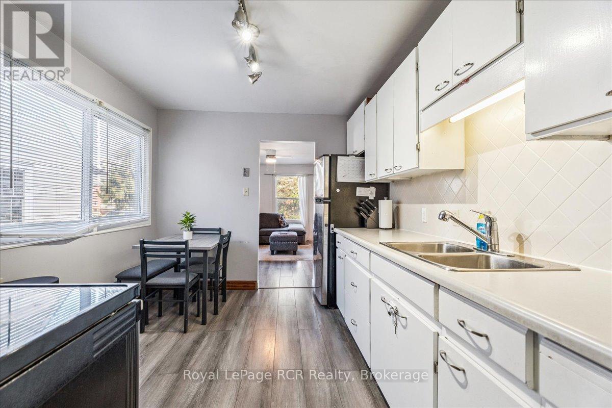 1368 6th Avenue W, Owen Sound, Ontario  N4K 5H4 - Photo 14 - X12892922