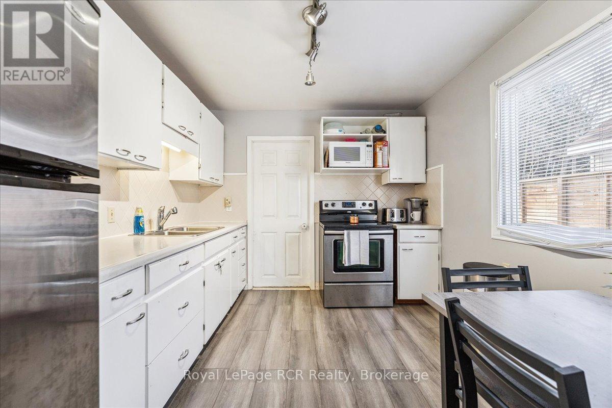 1368 6th Avenue W, Owen Sound, Ontario  N4K 5H4 - Photo 16 - X12892922