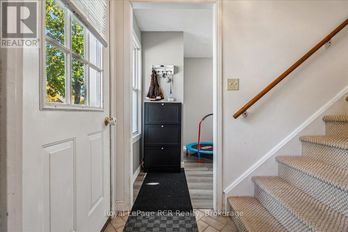 1368 6th Avenue W, Owen Sound, Ontario  N4K 5H4 - Photo 5 - X12892922