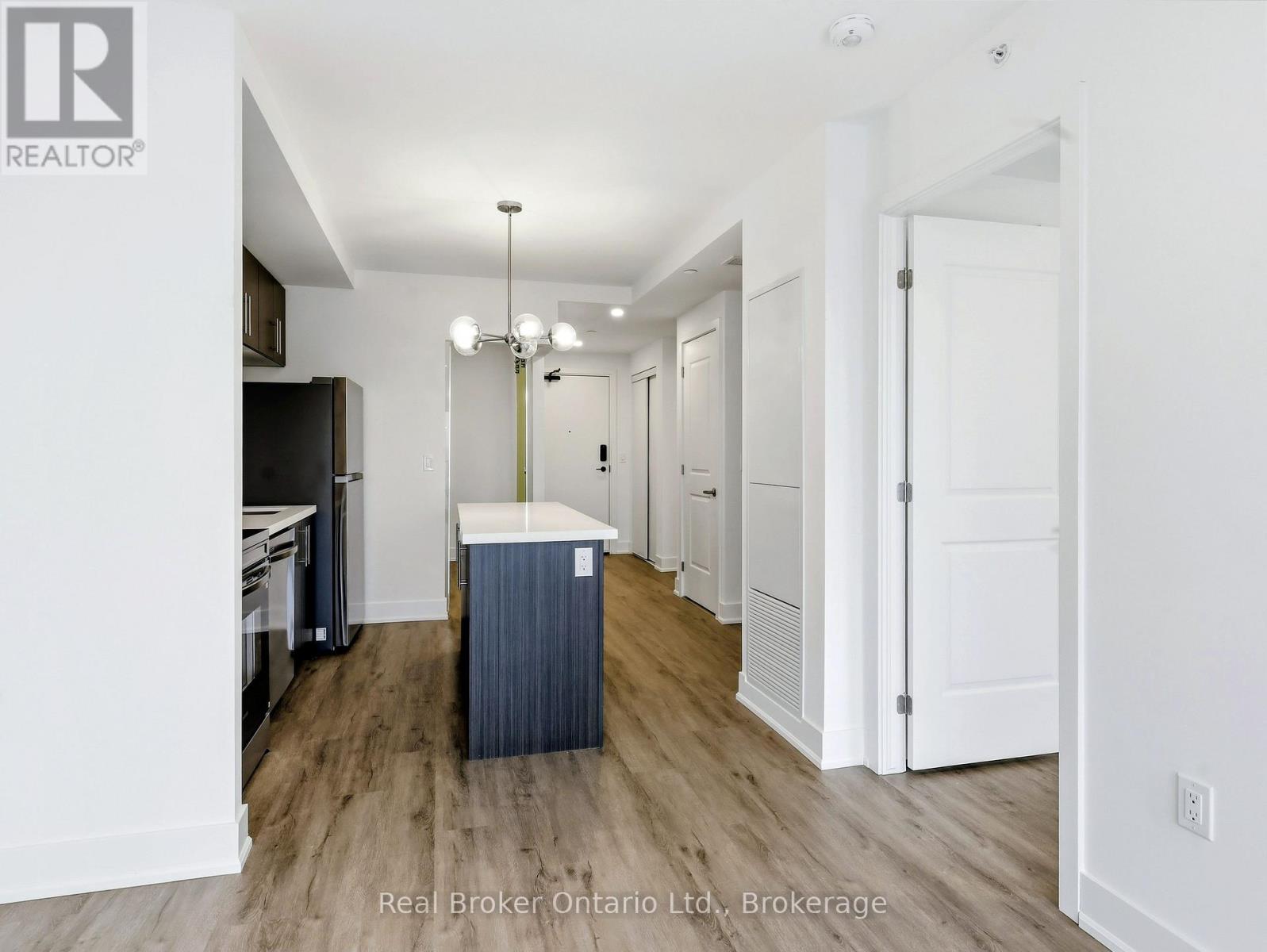 1004 - 575 Conklin Road, Brantford, Ontario  N3T 5L5 - Photo 11 - X12893024