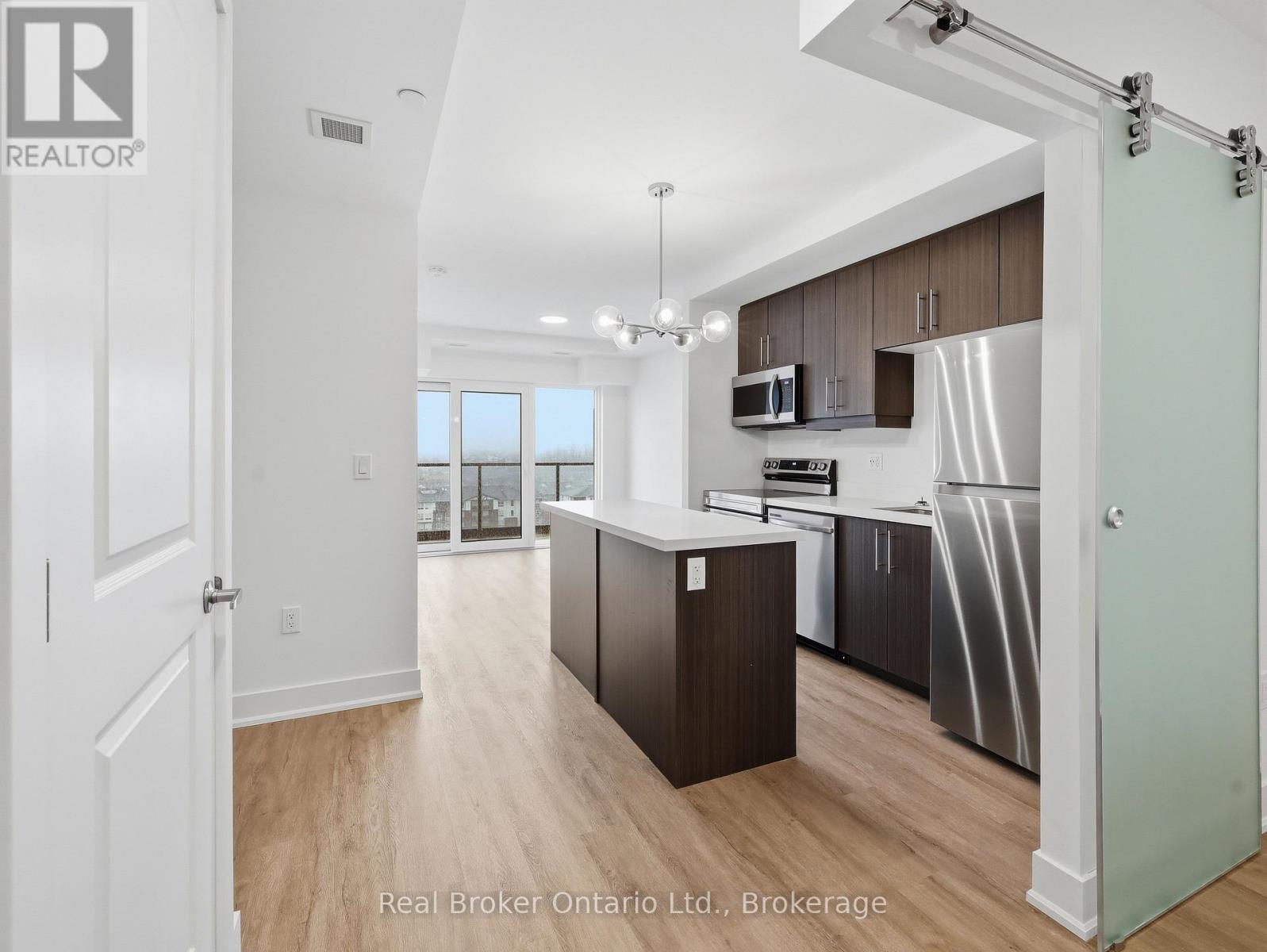 1004 - 575 Conklin Road, Brantford, Ontario  N3T 5L5 - Photo 6 - X12893024