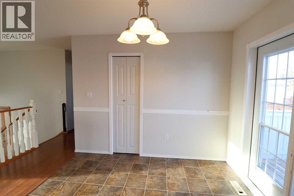 5407 39 Avenue S, Taber, Alberta  T1G 1B9 - Photo 5 - A2276297