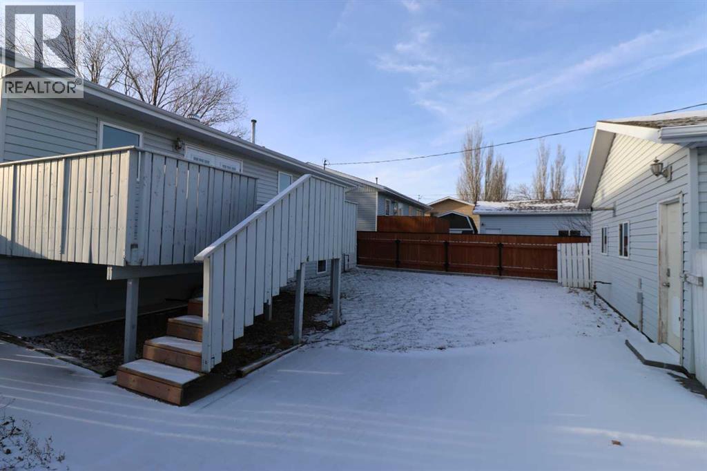 5407 39 Avenue S, Taber, Alberta  T1G 1B9 - Photo 3 - A2276297