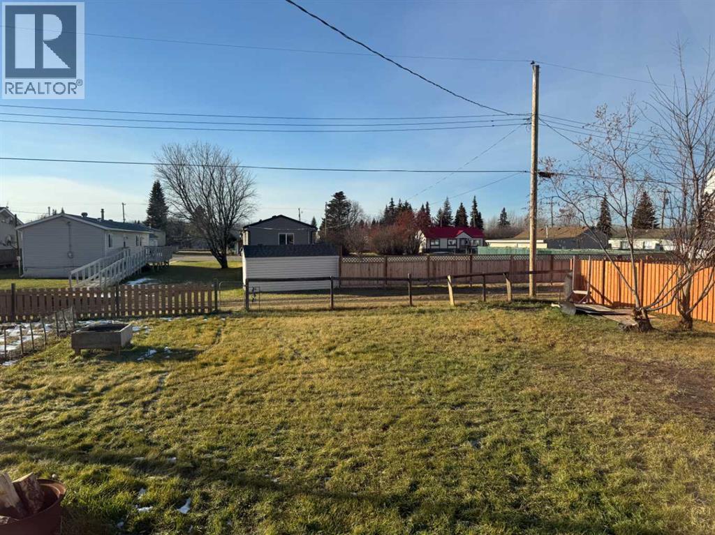 32 1 Street, Kinuso, Alberta  T0G 1K0 - Photo 20 - A2270593