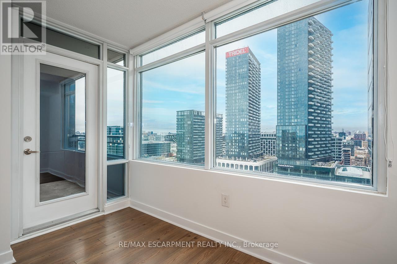 2501 - 25 Telegram Mews, Toronto, Ontario  M5V 3Z1 - Photo 12 - C12893010