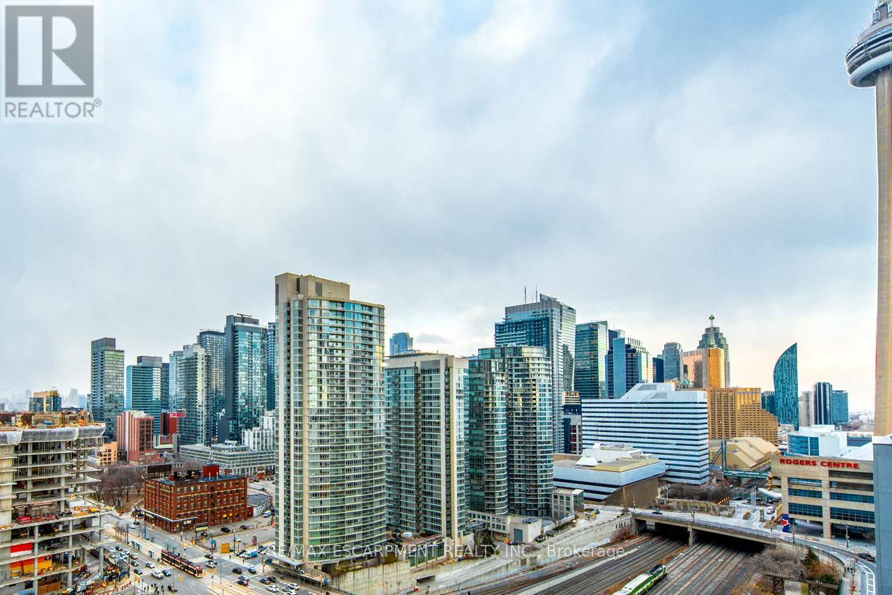 2501 - 25 Telegram Mews, Toronto, Ontario  M5V 3Z1 - Photo 16 - C12893010