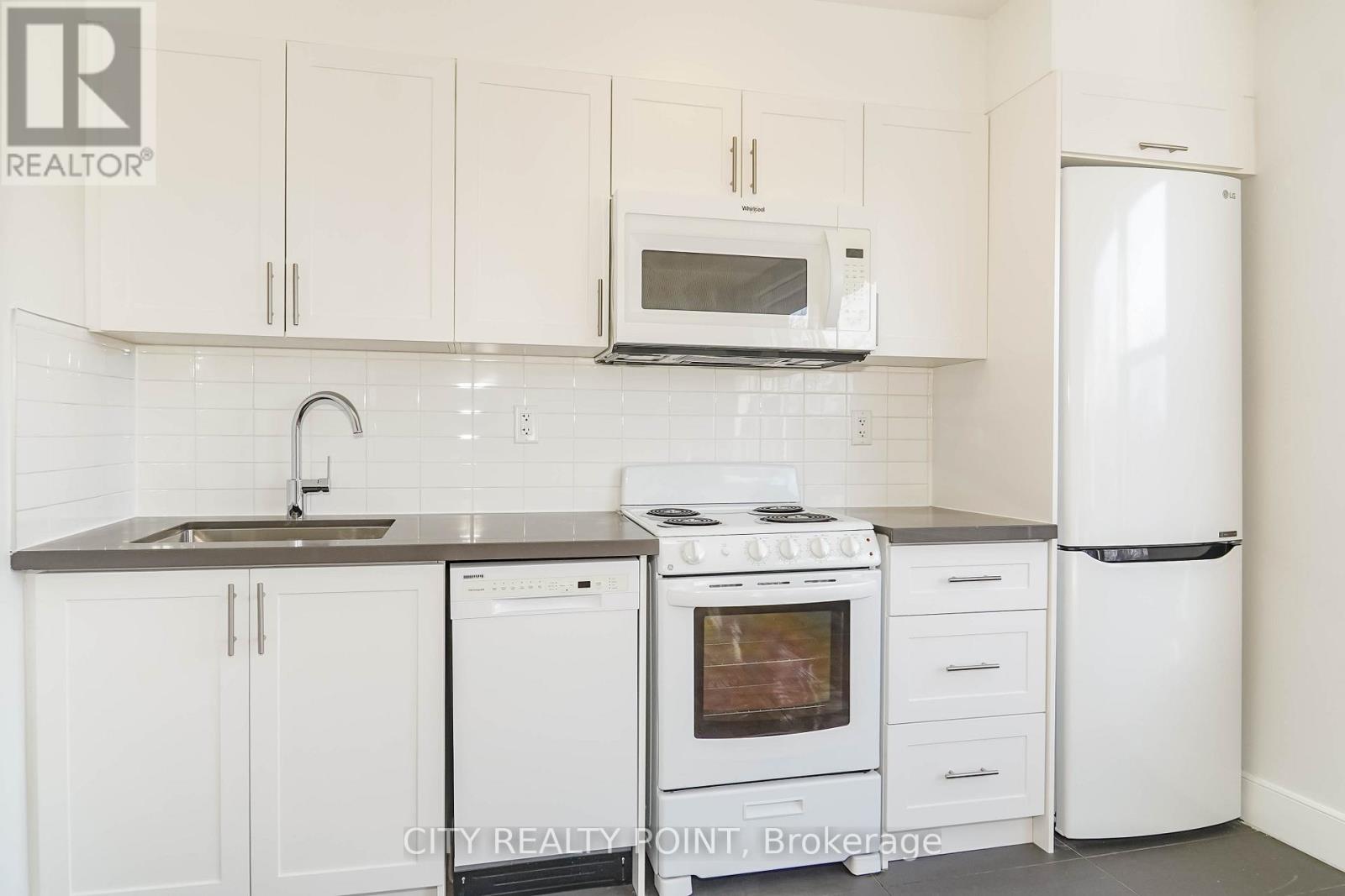 404 - 1545 Bathurst Street, Toronto, Ontario  M5P 3H6 - Photo 6 - C12893034