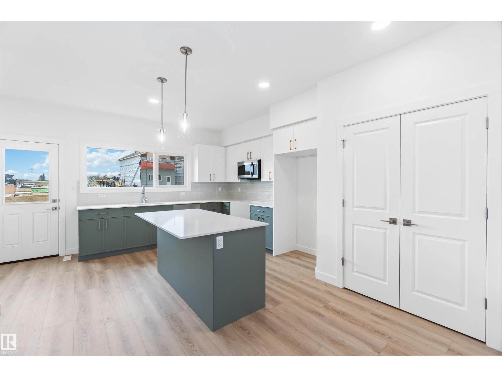 1013 Aster Bv Nw, Edmonton, Alberta  T6T 2W8 - Photo 8 - E4469491