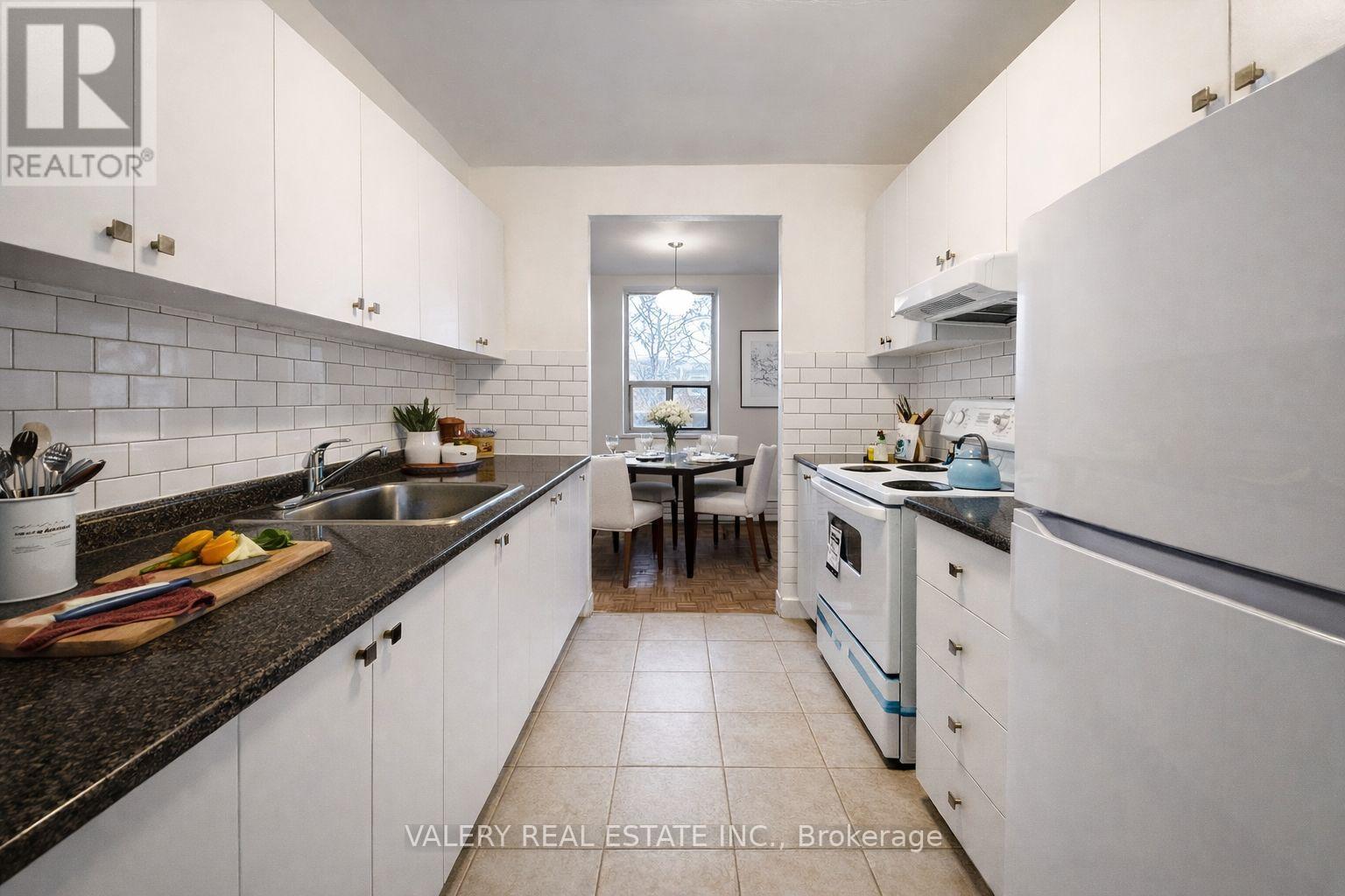 305 - 815 Kennedy Road, Toronto, Ontario  M1K 2E3 - Photo 2 - E12893084