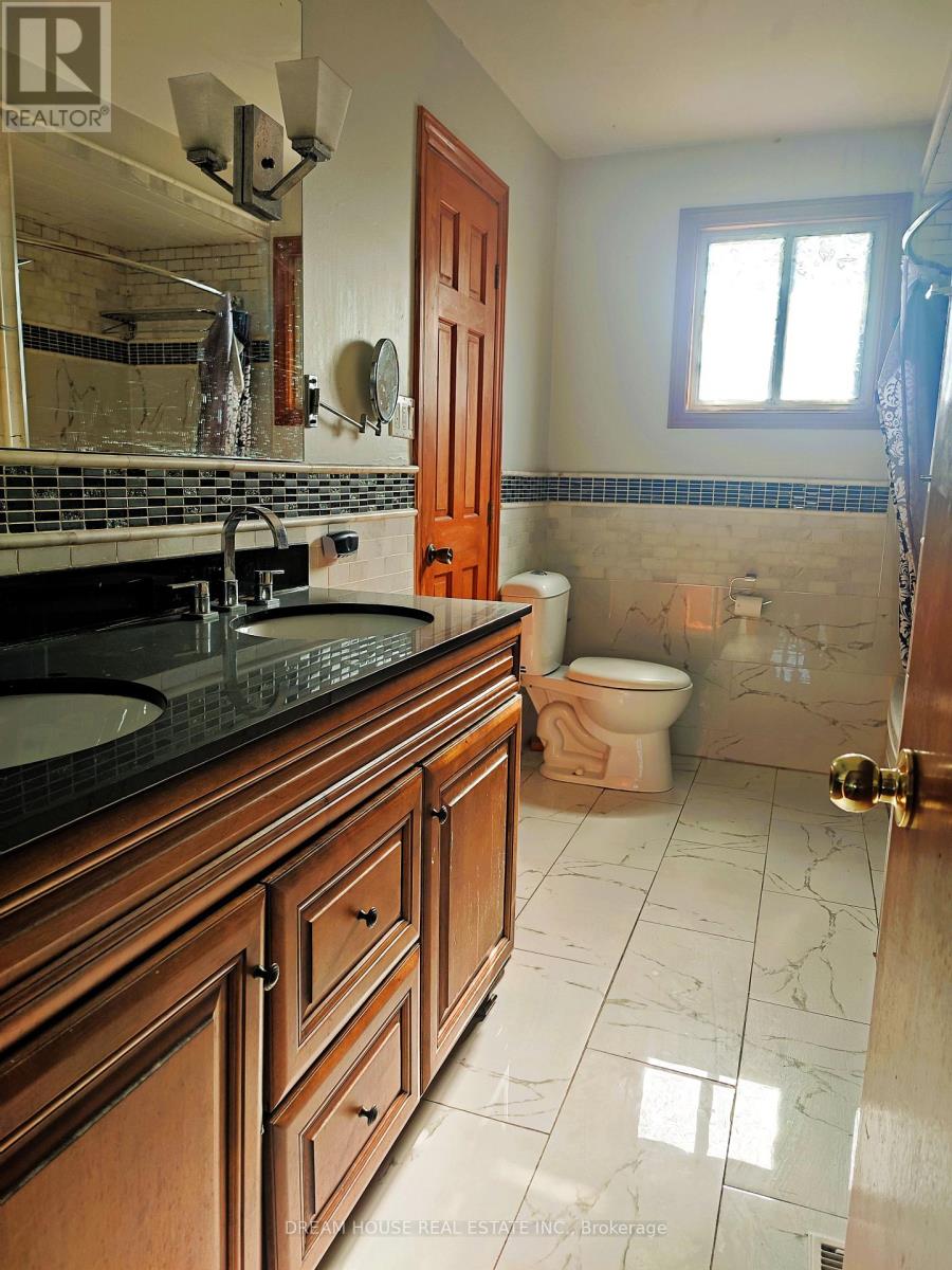 Main - 176 Conlins Road, Toronto (Highland Creek), Ontario  M1C 1C5 - Photo 16 - E12893106