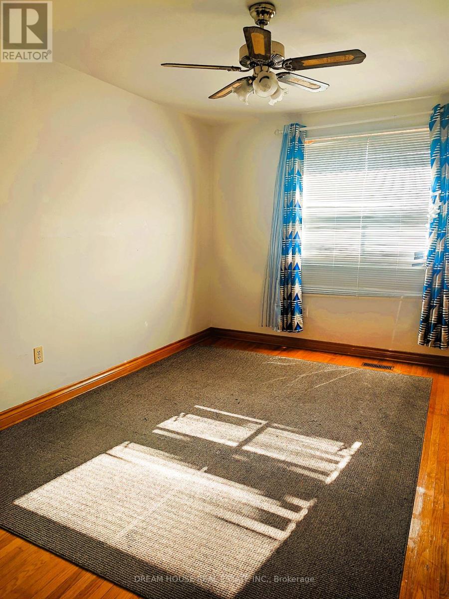 Main - 176 Conlins Road, Toronto (Highland Creek), Ontario  M1C 1C5 - Photo 9 - E12893106