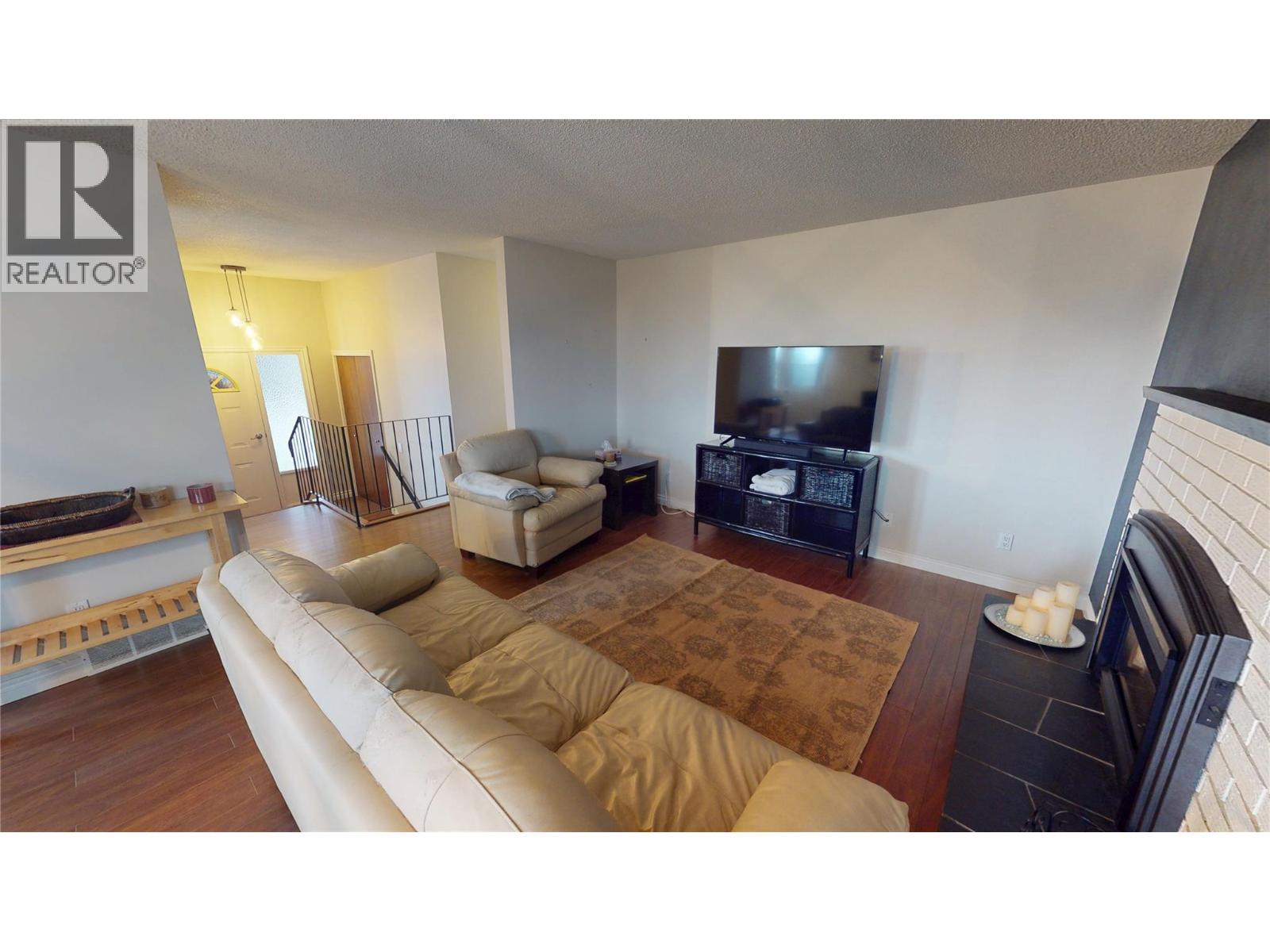 901 19th Avenue S, Cranbrook, British Columbia  V1C 3E7 - Photo 4 - 10379729