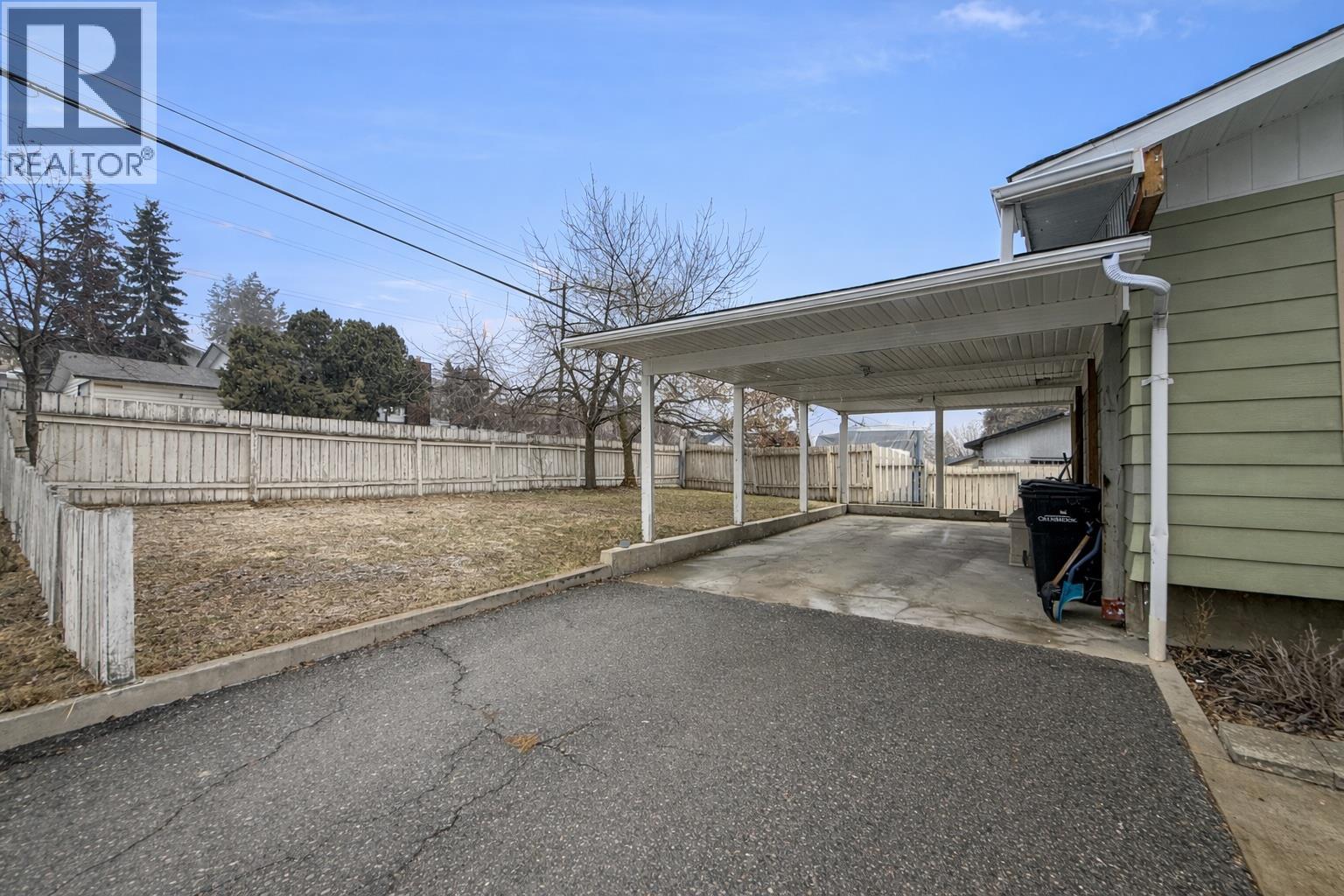 901 19th Avenue S, Cranbrook, British Columbia  V1C 3E7 - Photo 33 - 10379729