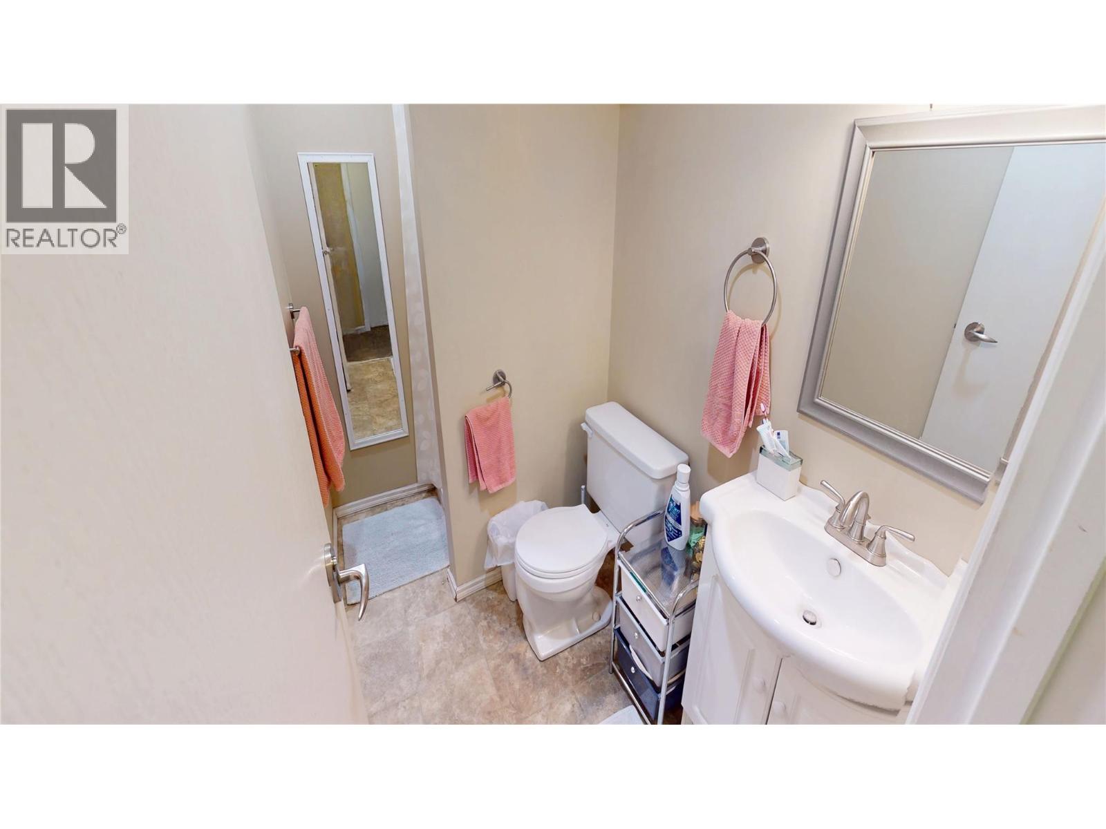 901 19th Avenue S, Cranbrook, British Columbia  V1C 3E7 - Photo 29 - 10379729