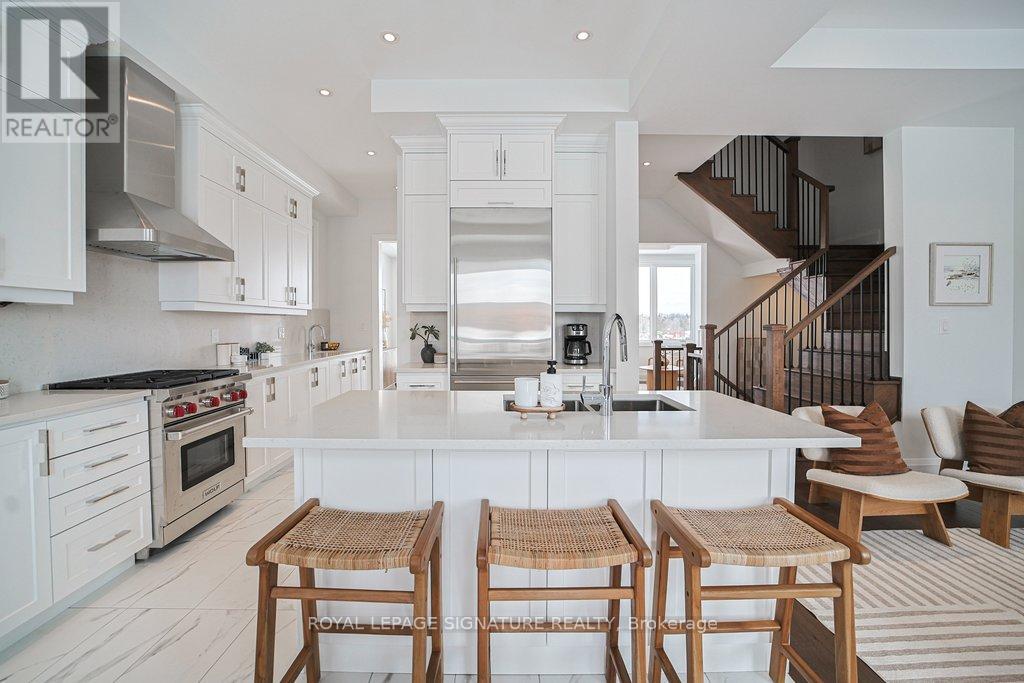 448 York Downs Boulevard, Markham, Ontario  L6C 3R3 - Photo 11 - N12892978