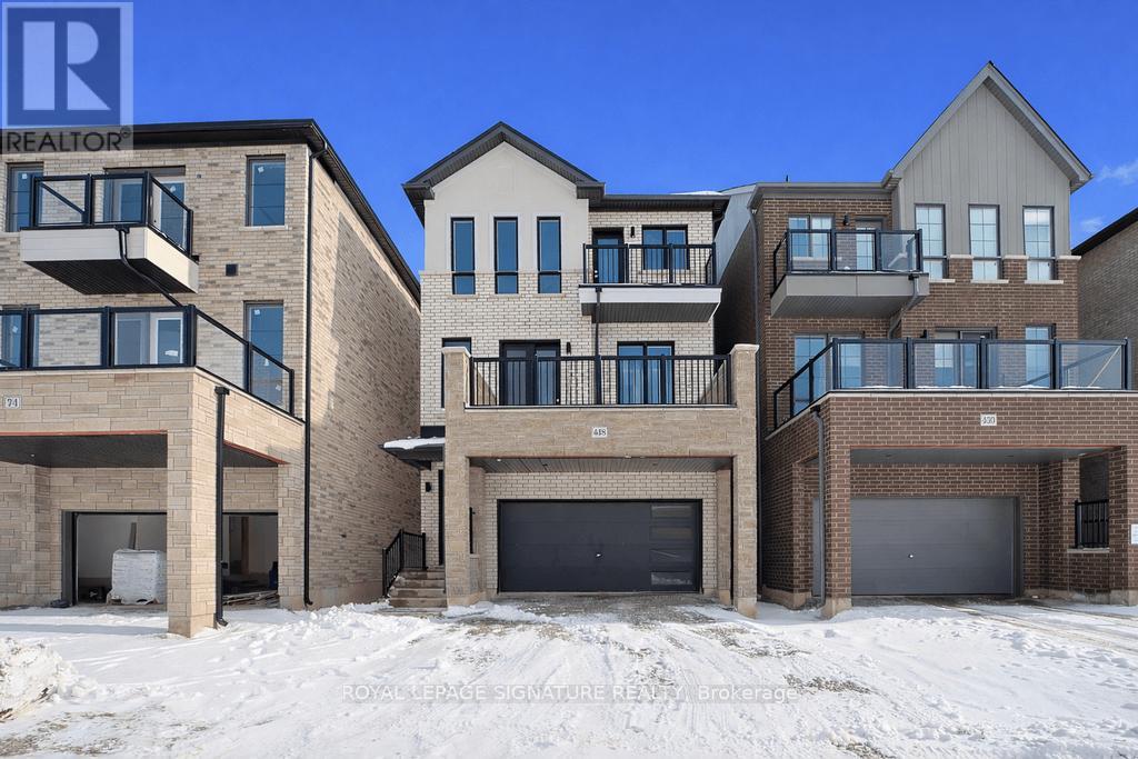 448 York Downs Boulevard, Markham, Ontario  L6C 3R3 - Photo 3 - N12892978