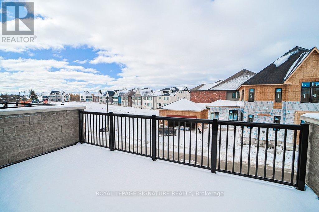448 York Downs Boulevard, Markham, Ontario  L6C 3R3 - Photo 43 - N12892978