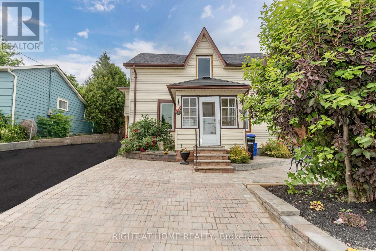 93 John Street E, Bradford West Gwillimbury, Ontario  L3Z 1G4 - Photo 1 - N12893140