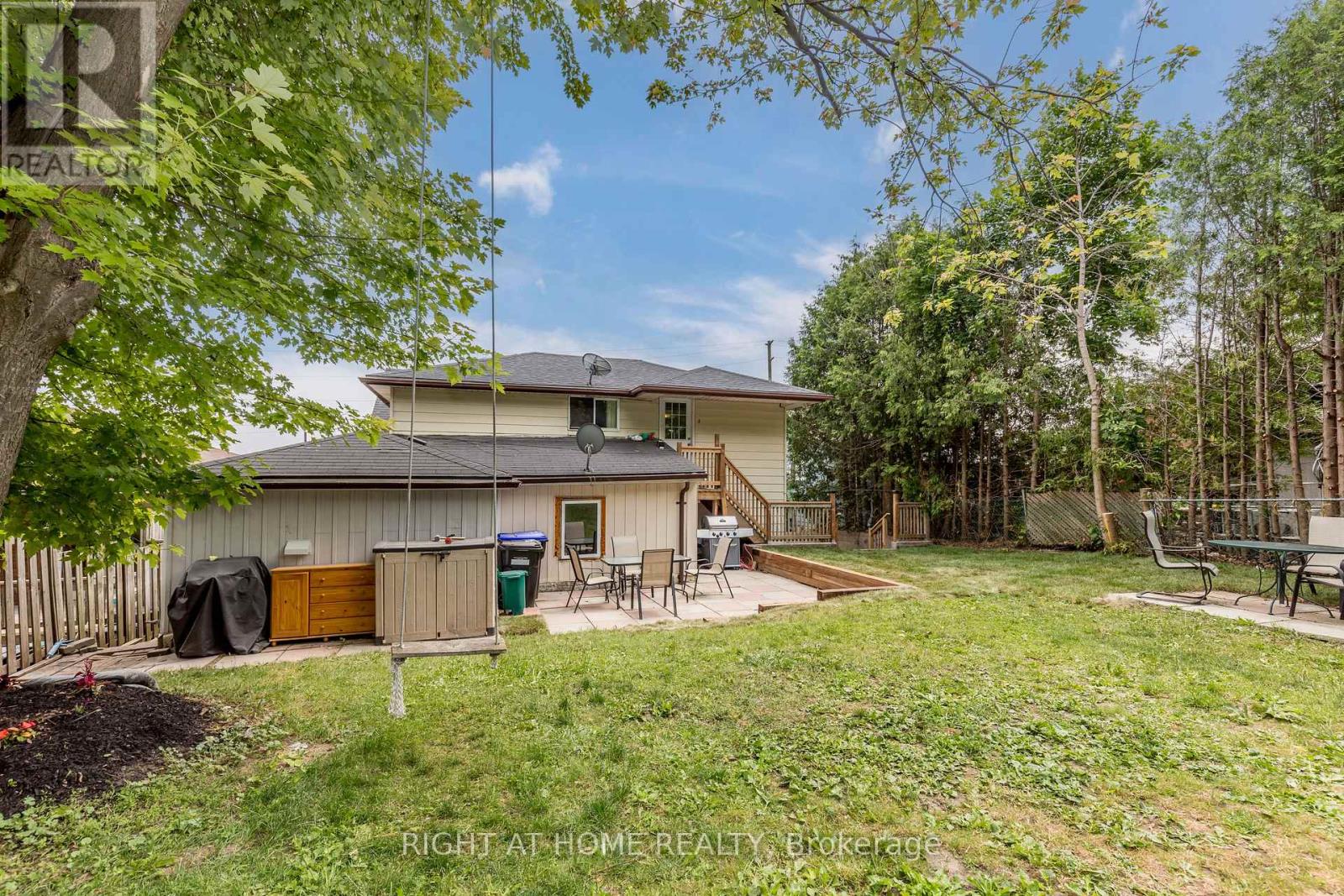 93 John Street E, Bradford West Gwillimbury, Ontario  L3Z 1G4 - Photo 7 - N12893140