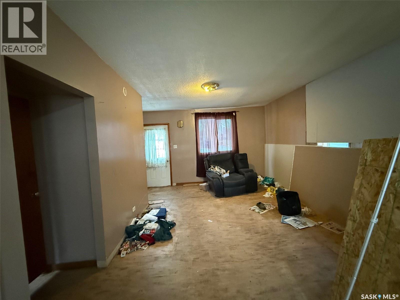 1581 103rd Street, North Battleford, Saskatchewan  S9A 1L4 - Photo 3 - SK030418