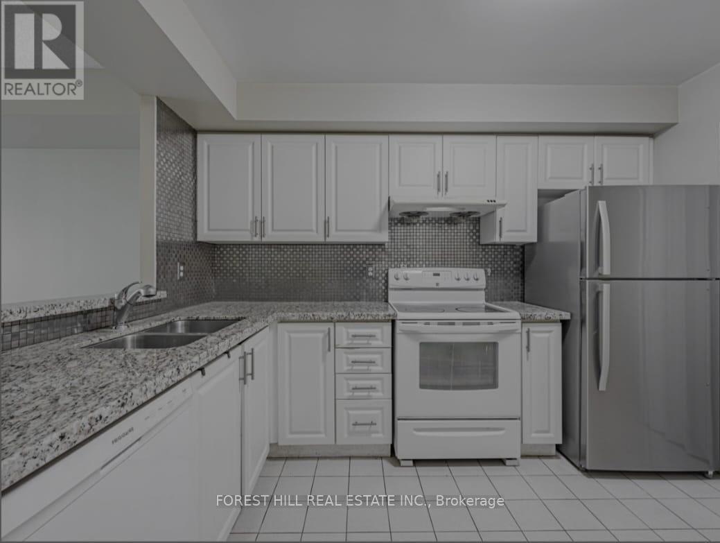 1810 - 18 Lee Centre Drive, Toronto, Ontario  M1H 3H5 - Photo 9 - E12830150