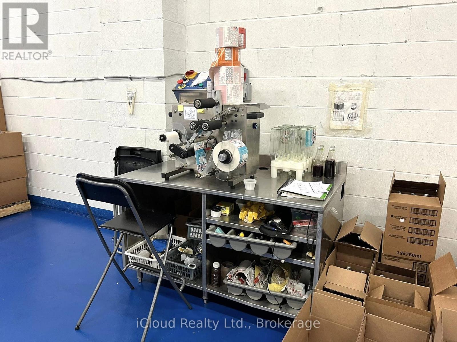 2538 Speers Road, Oakville, Ontario  L6L 5K9 - Photo 7 - W12362692