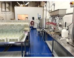 2538 SPEERS ROAD, Oakville, Ontario