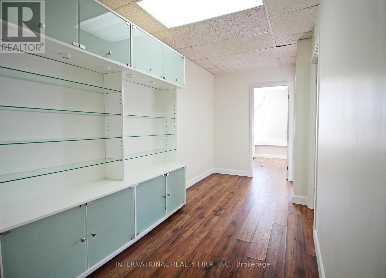 204a - 1635 Lawrence Avenue W, Toronto (Brookhaven-Amesbury), Ontario  M6L 3C9 - Photo 2 - W12824476