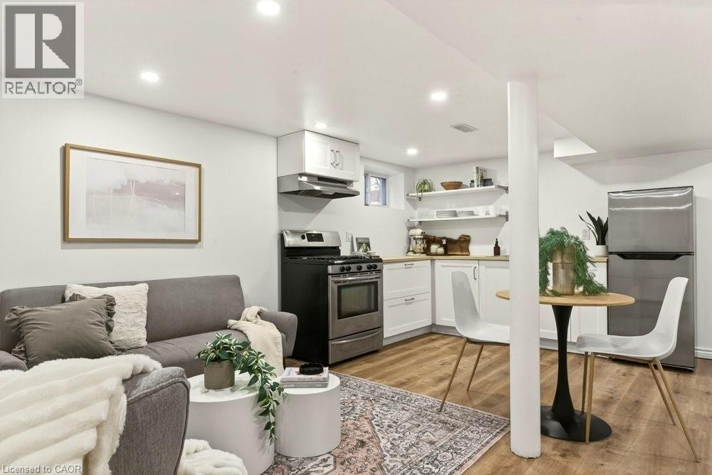 69 Balmoral Avenue S, Hamilton, Ontario  L8M 3K1 - Photo 39 - 40812982