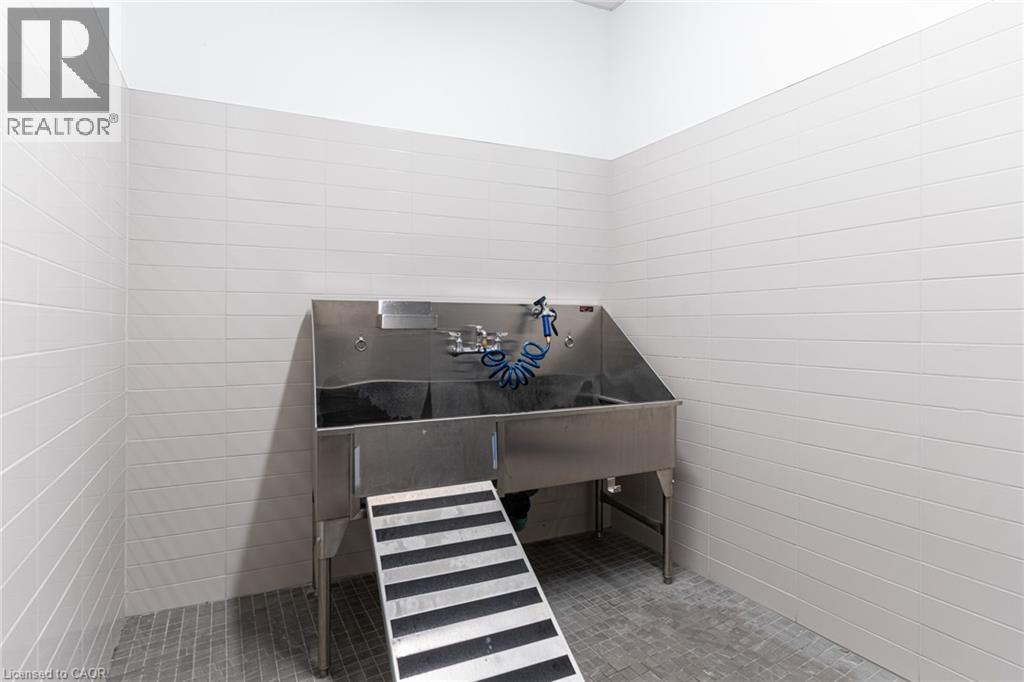 1333 Weber Street E Unit# 1208, Kitchener, Ontario  N2A 1C2 - Photo 29 - 40812893