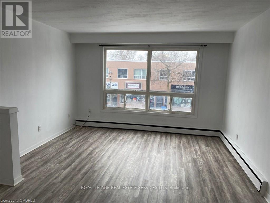 Second Floor - 385 Kerr Street, Oakville, Ontario  L6K 3B9 - Photo 10 - W12892958