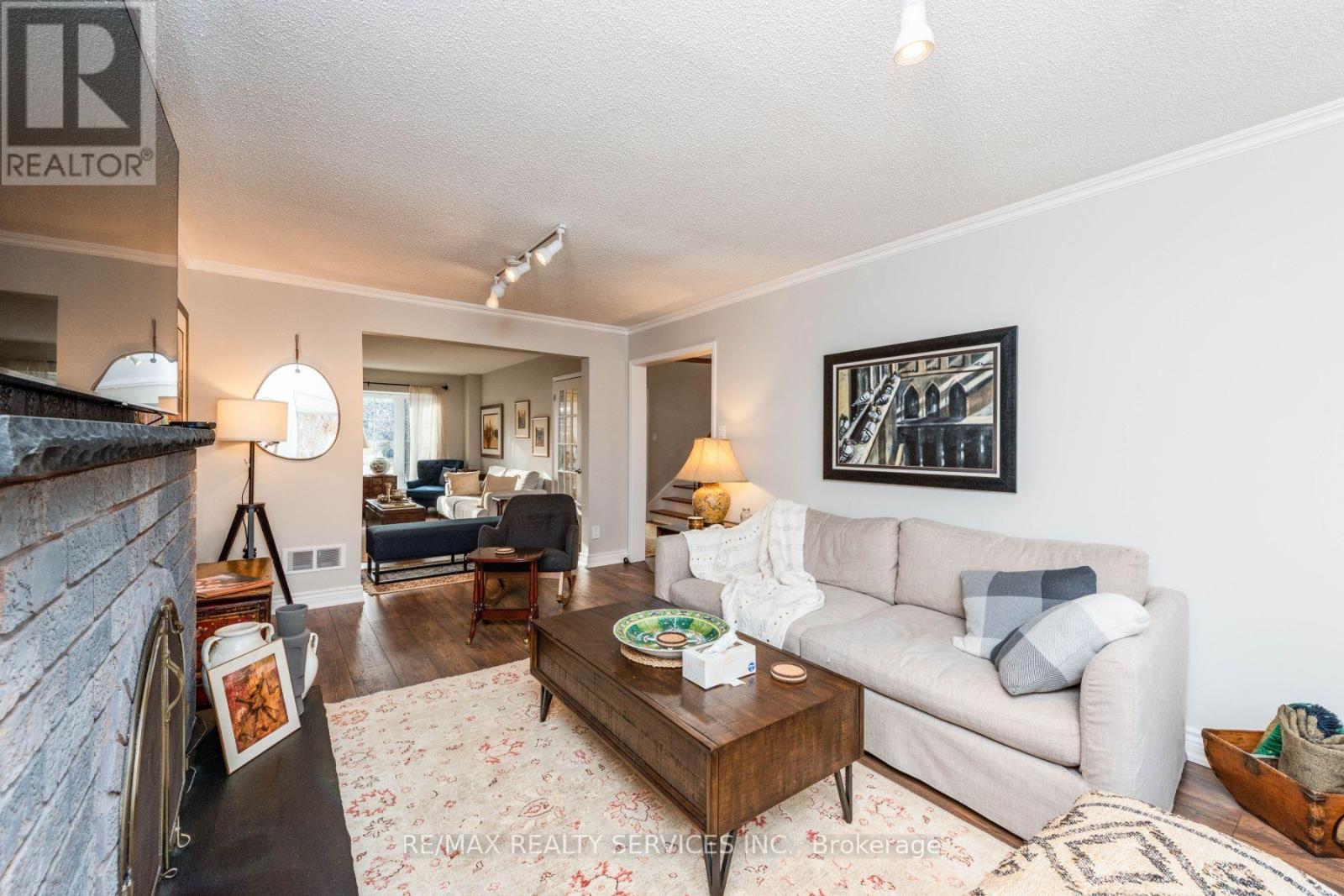 1928 Aldermead Road, Mississauga, Ontario  L5M 2Z9 - Photo 12 - W12892986