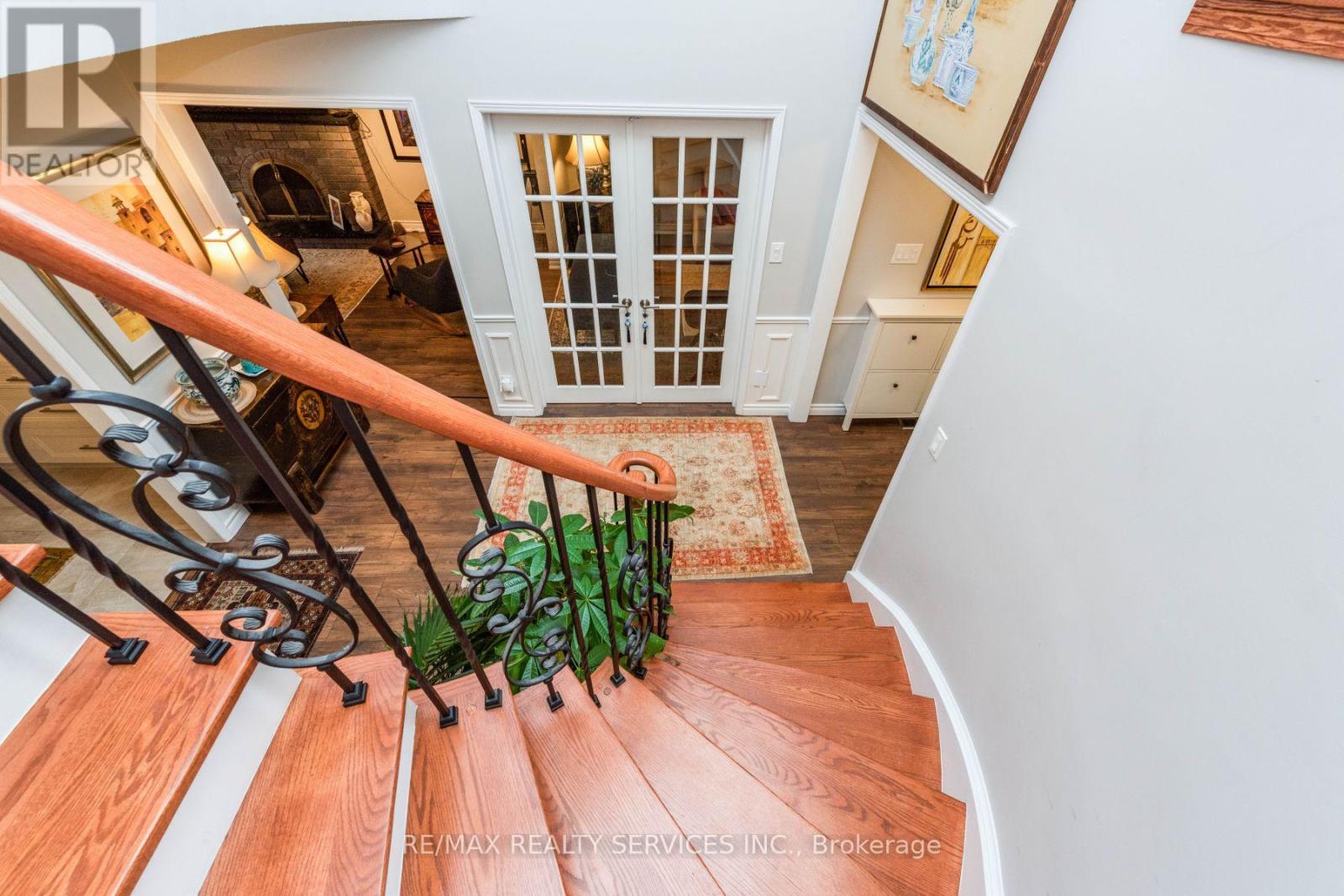 1928 Aldermead Road, Mississauga, Ontario  L5M 2Z9 - Photo 25 - W12892986