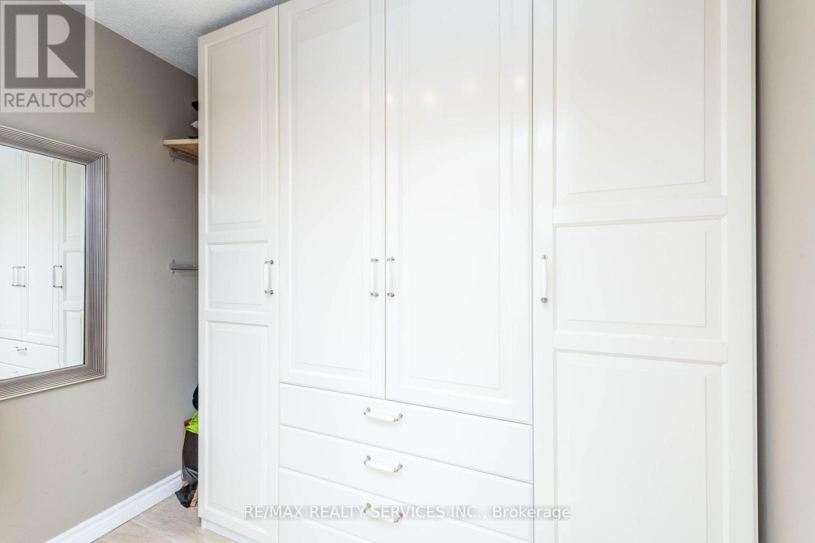 1928 Aldermead Road, Mississauga, Ontario  L5M 2Z9 - Photo 33 - W12892986