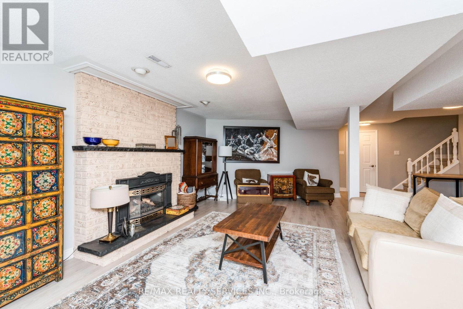 1928 Aldermead Road, Mississauga, Ontario  L5M 2Z9 - Photo 38 - W12892986