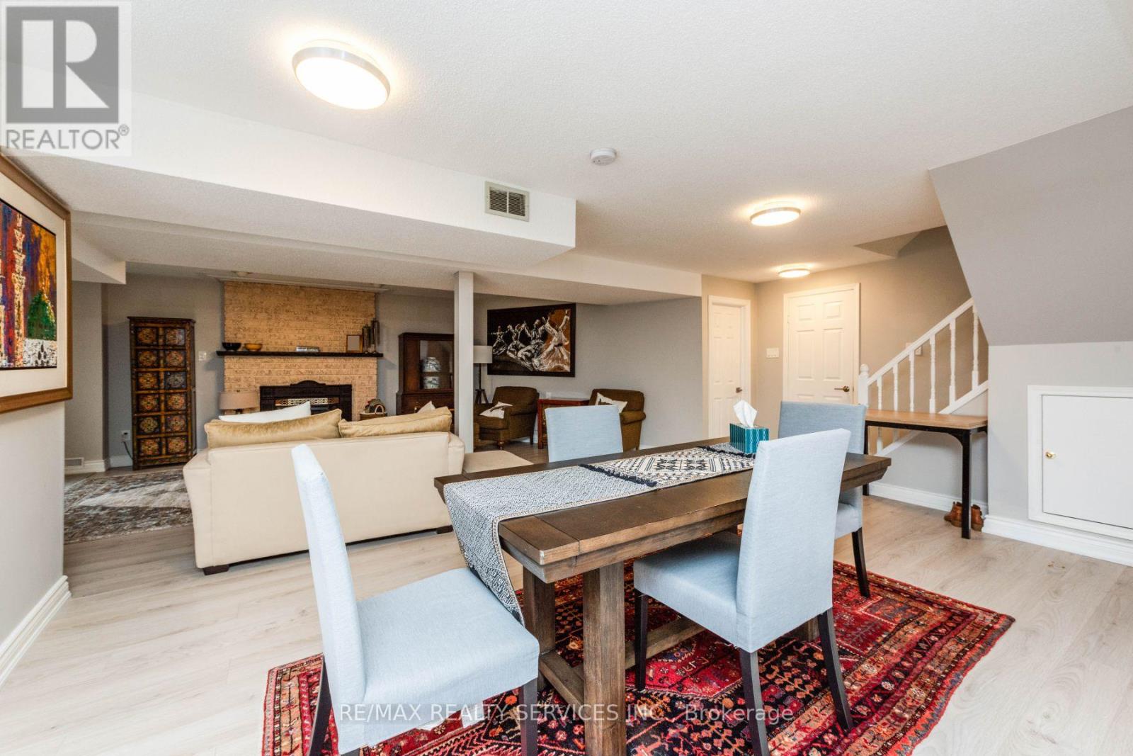 1928 Aldermead Road, Mississauga, Ontario  L5M 2Z9 - Photo 39 - W12892986