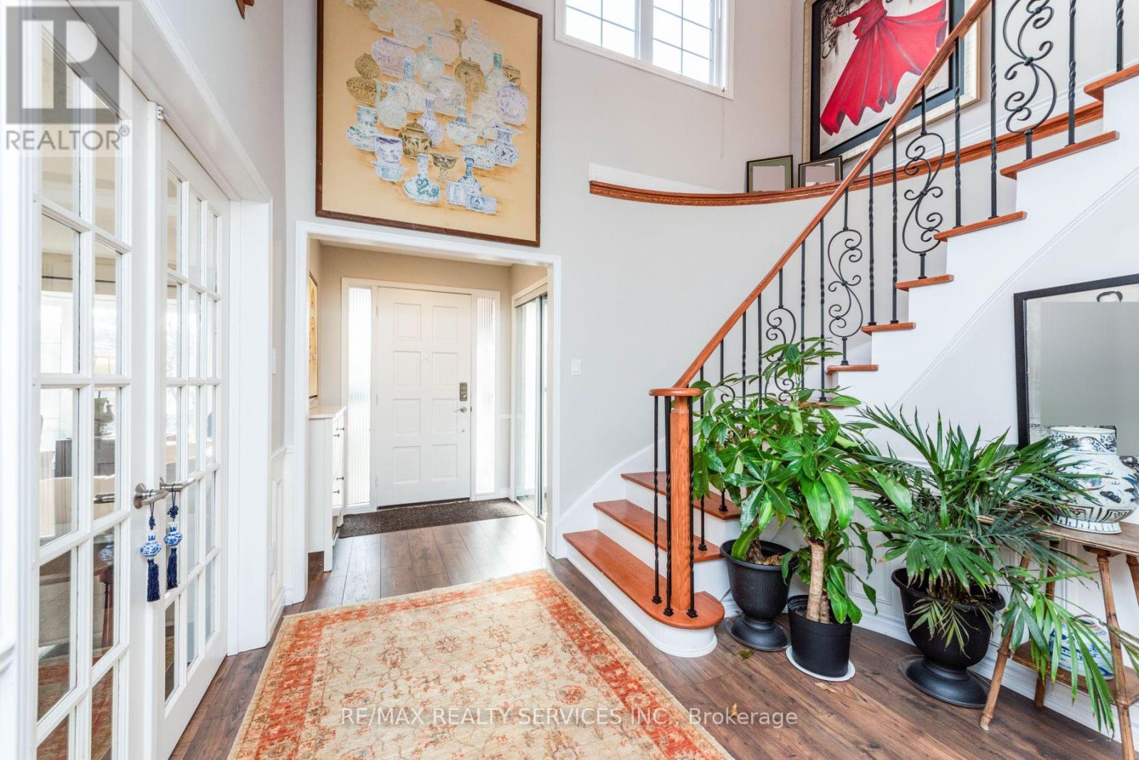 1928 Aldermead Road, Mississauga, Ontario  L5M 2Z9 - Photo 5 - W12892986