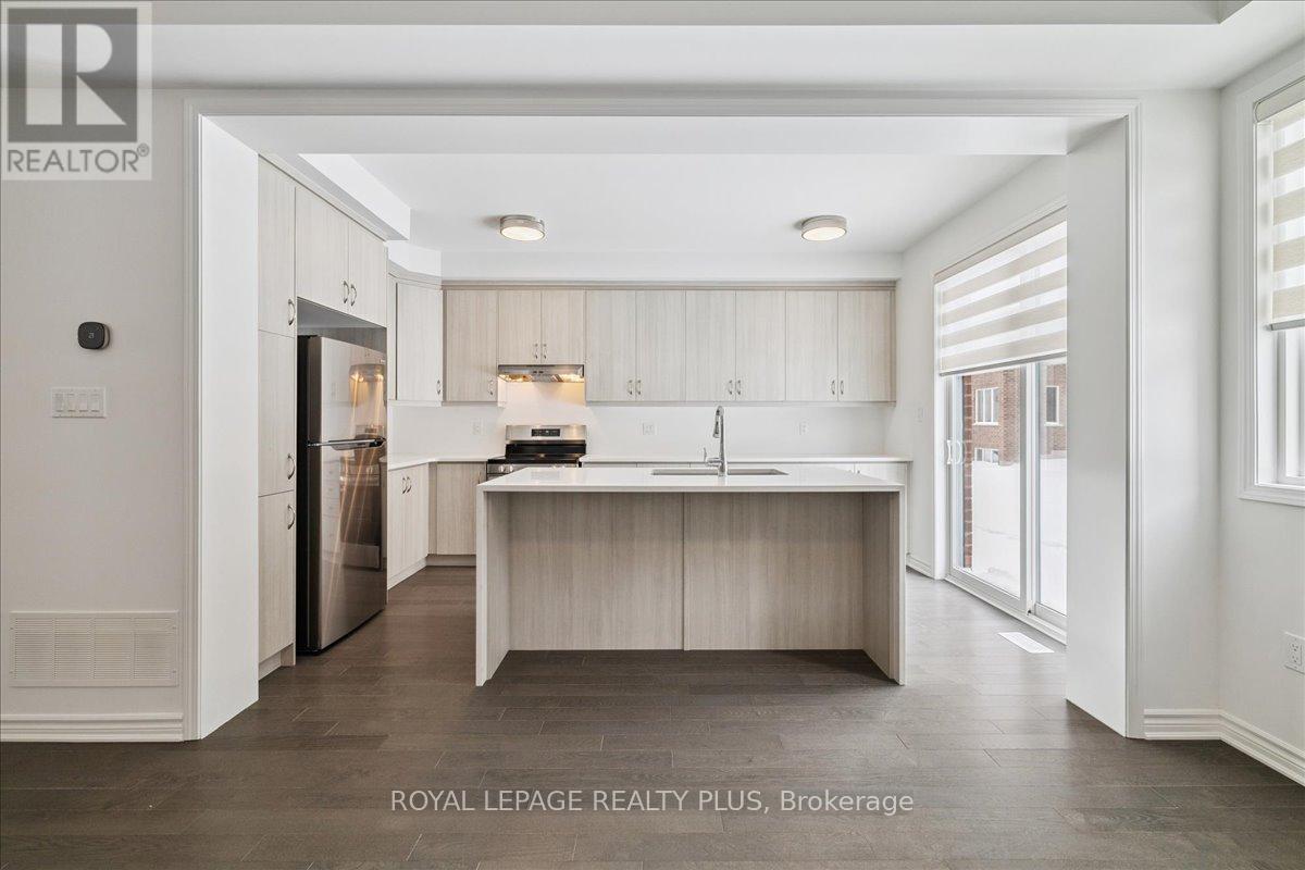 3224 Meadowridge Drive, Oakville, Ontario  L6H 8B4 - Photo 12 - W12893046